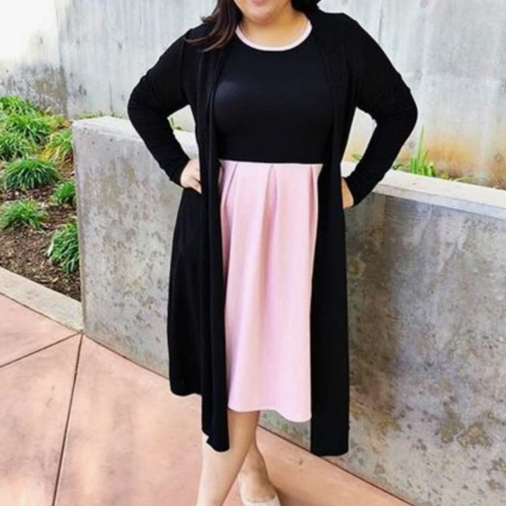 NWT Solid Black LuLaRoe Sarah Long Cardigan - Picture 2 of 3
